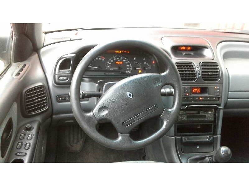renault laguna (b56) del año 1996
