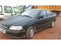 volvo s40 berlina del año 2000