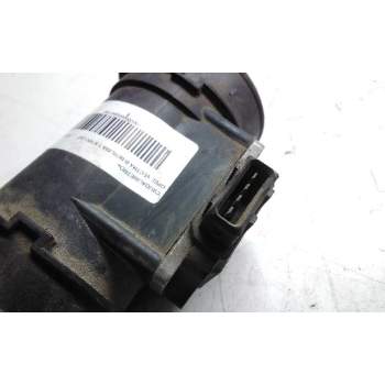 Recambio de caudalimetro para opel vectra b berlina 1.8 16v cat referencia OEM IAM 20852815  