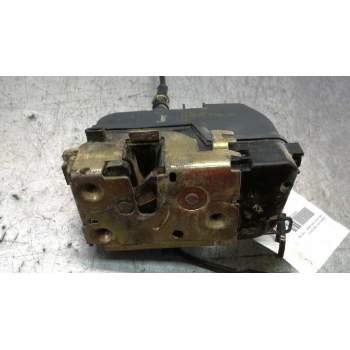 Recambio de cerradura puerta trasera derecha para renault scenic ii confort dynamique referencia OEM IAM 8200119332  