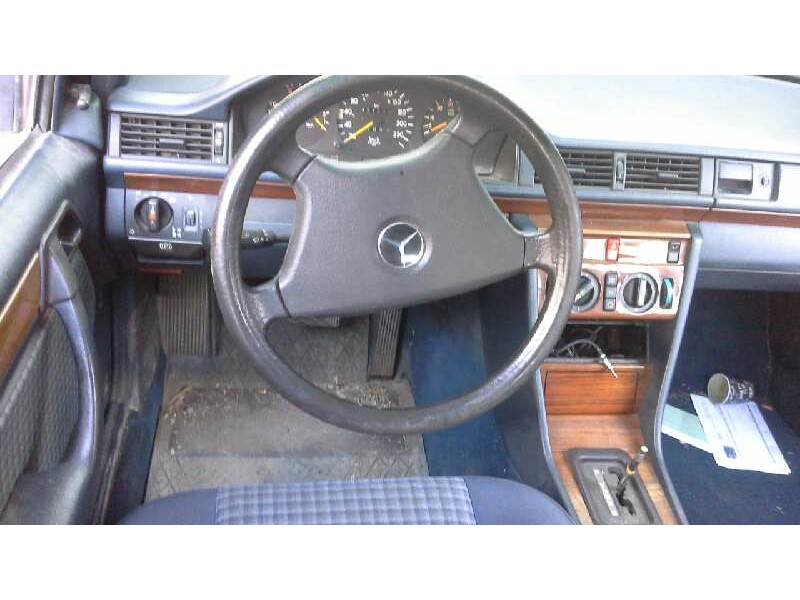 mercedes clase e (w124) berlina del año 1991