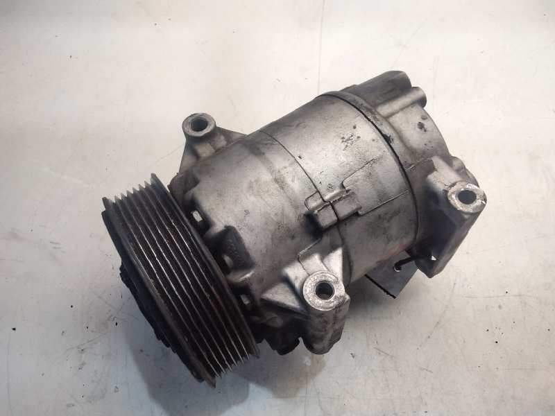 Recambio de compresor aire acondicionado para renault scenic ii grand luxe privilege referencia OEM IAM 8200316164  
