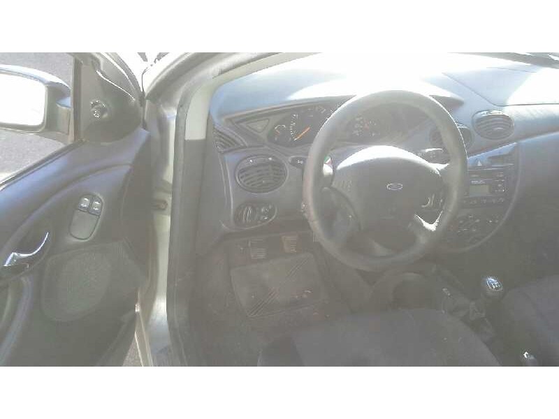 ford focus turnier (cak) del año 2000