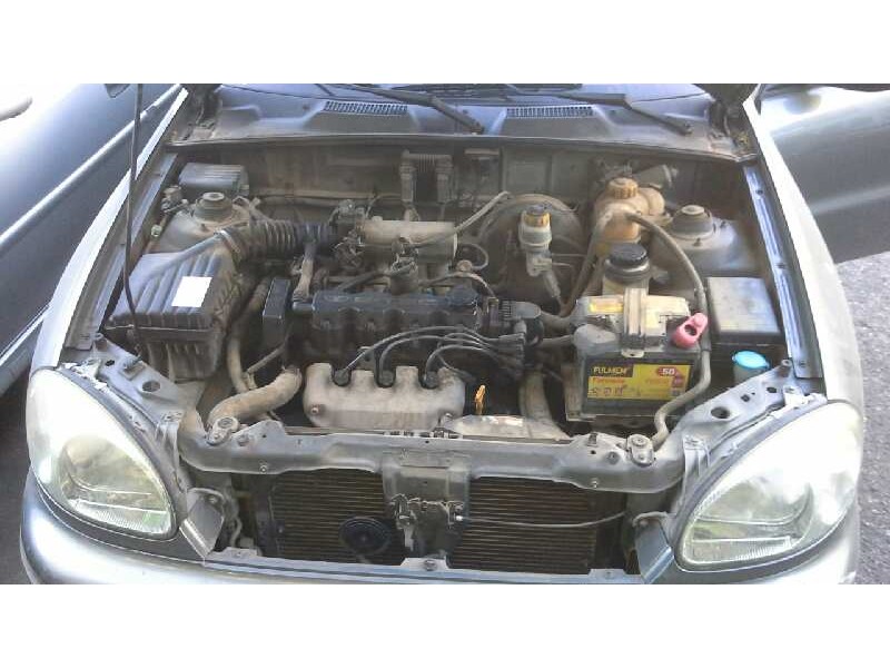 daewoo lanos del año 2002