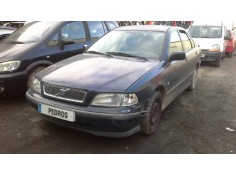 volvo s40 berlina del año 1999