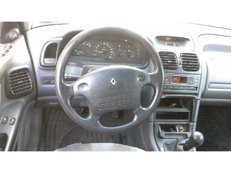 renault laguna (b56) del año 1995