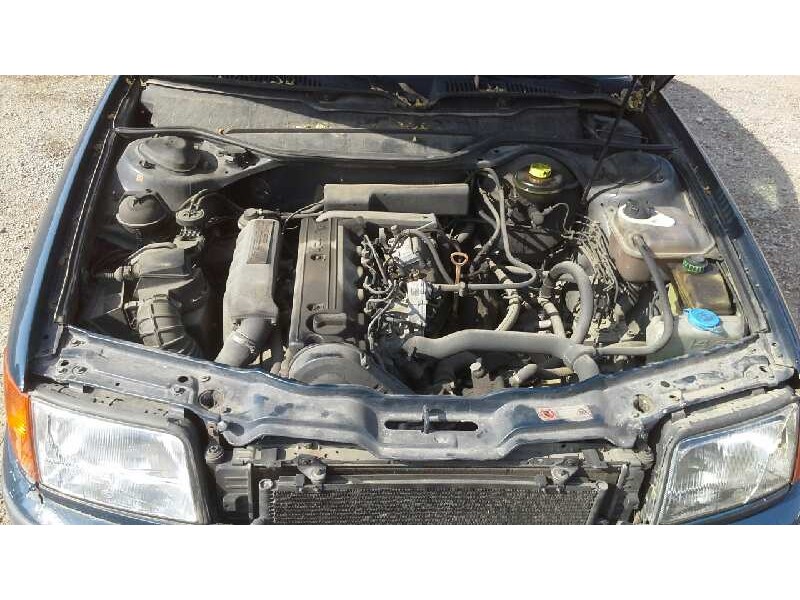 audi 100 berlina (c4) del año 1993