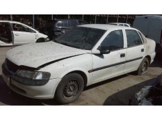 opel vectra b berlina del año 1997 2