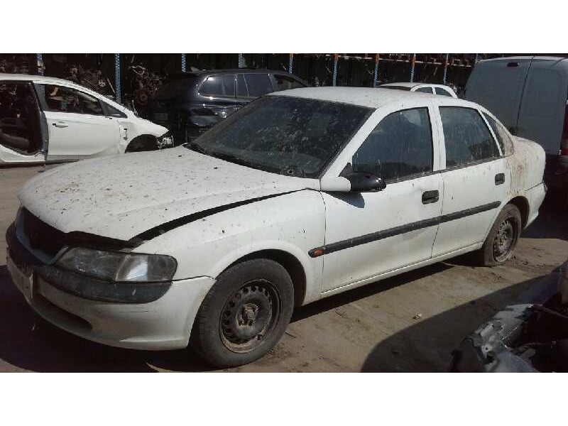opel vectra b berlina del año 1997