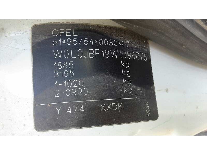 opel vectra b berlina del año 1997