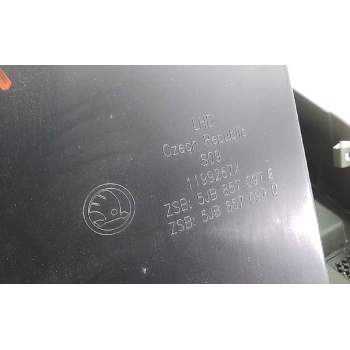 Recambio de guantera para skoda rapid active referencia OEM IAM 5JB857097E  