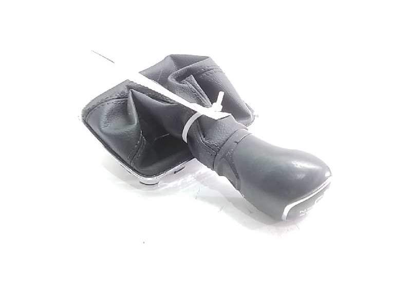 Recambio de pomo palanca cambio para skoda rapid active referencia OEM IAM 5JB711456  
