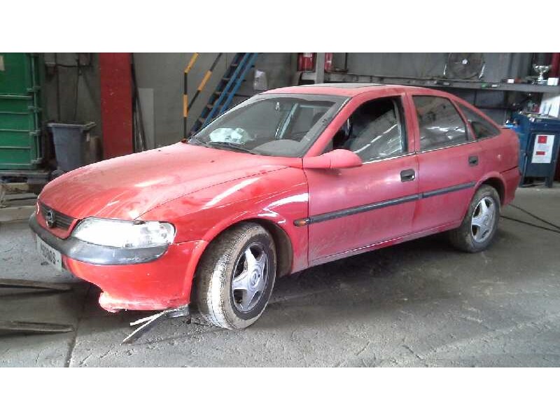 opel vectra b berlina del año 2002