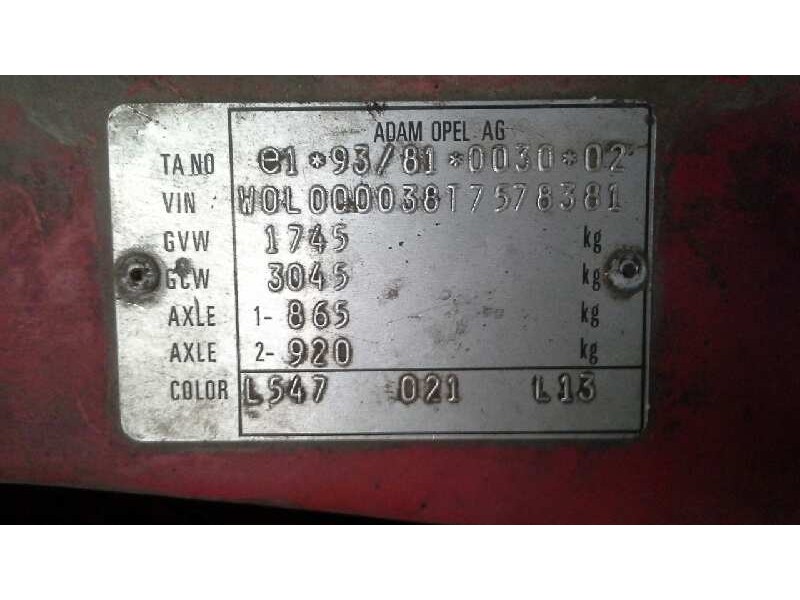 opel vectra b berlina del año 2002