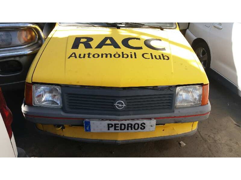 opel corsa a del año 1989