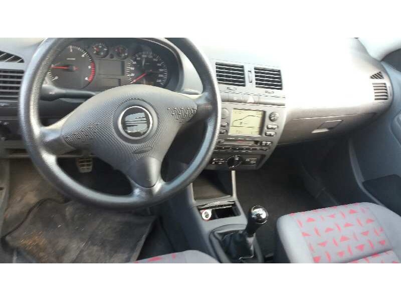 seat cordoba berlina (6k2) del año 2001