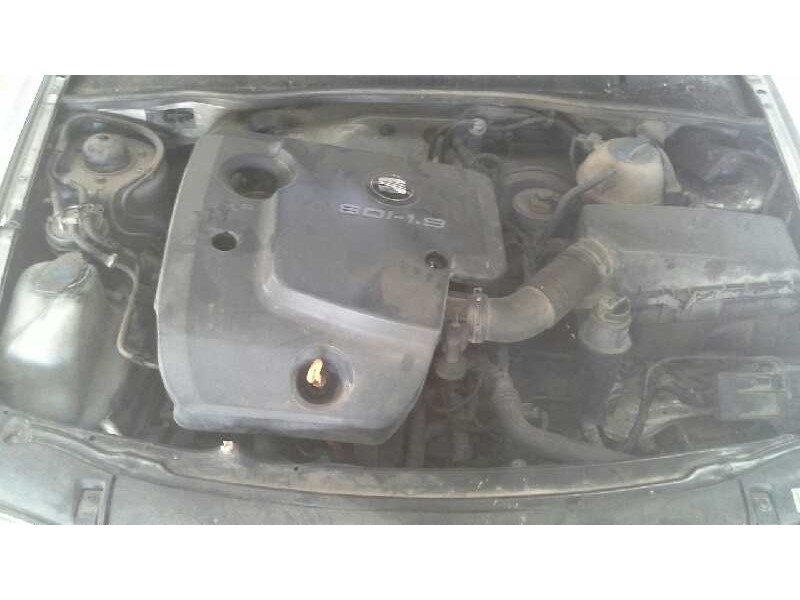 seat cordoba berlina (6k2) del año 2000