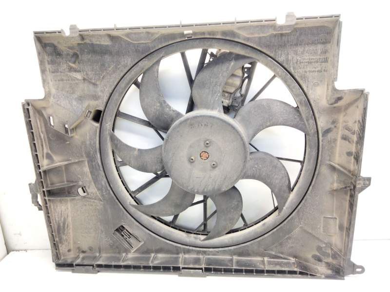Recambio de electroventilador para bmw 1 (e81) 118 d referencia OEM IAM 0130303841  