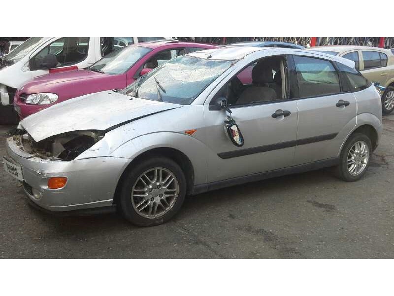ford focus berlina (cak) del año 1998