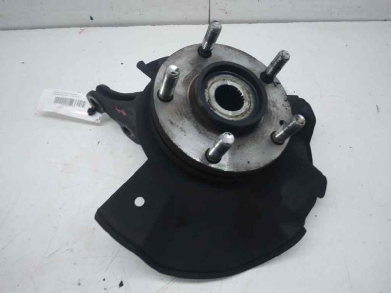 Recambio de mangueta delantera izquierda para kia carens (un) active referencia OEM IAM 517151D100  