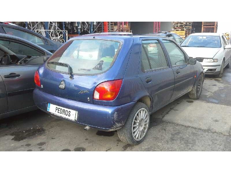 ford fiesta berlina (dx) del año 1999