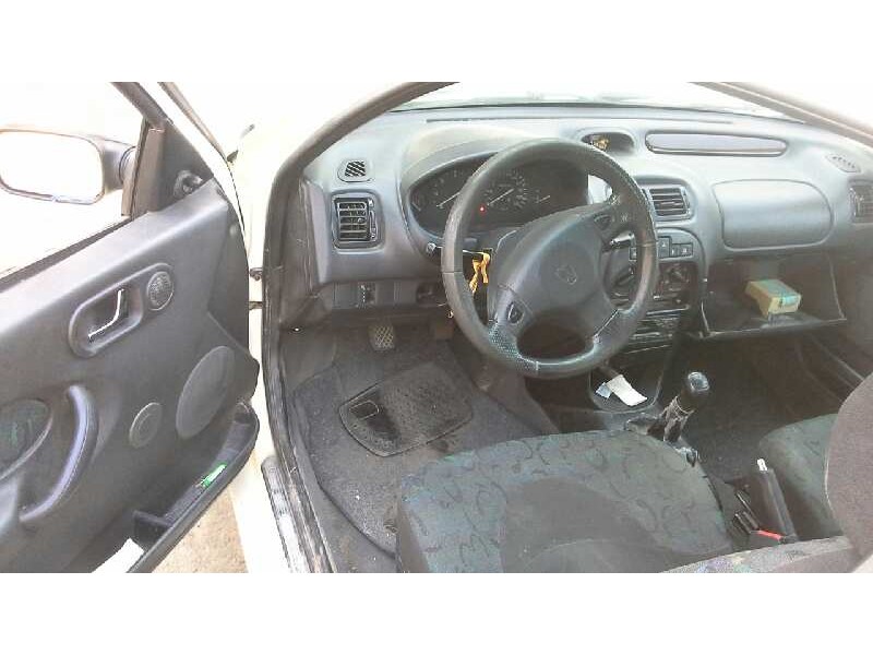 mg rover serie 200 (rf) del año 1999