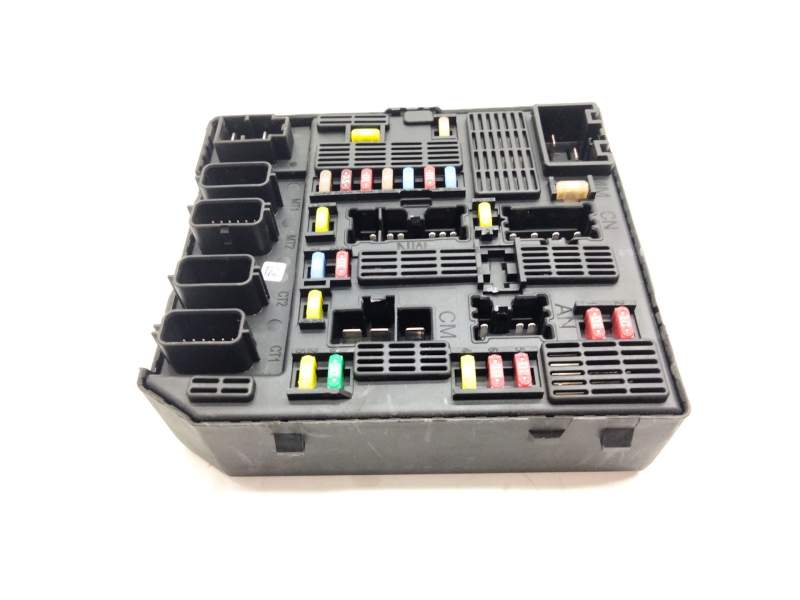 Recambio de caja reles para renault grand scénic iii (jz0/1_) 1.9 dci referencia OEM IAM 284B62342R  