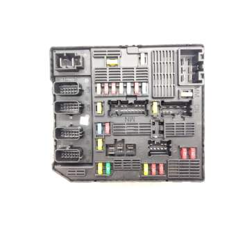 Recambio de caja reles para renault grand scénic iii (jz0/1_) 1.9 dci referencia OEM IAM 284B62342R  