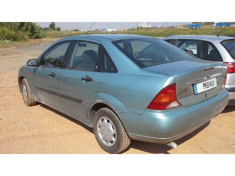 ford focus berlina (cak) del año 1999