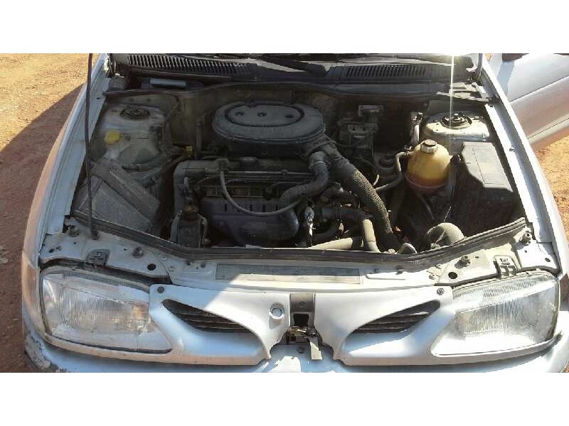 renault megane i berlina hatchback (ba0) del año 1996