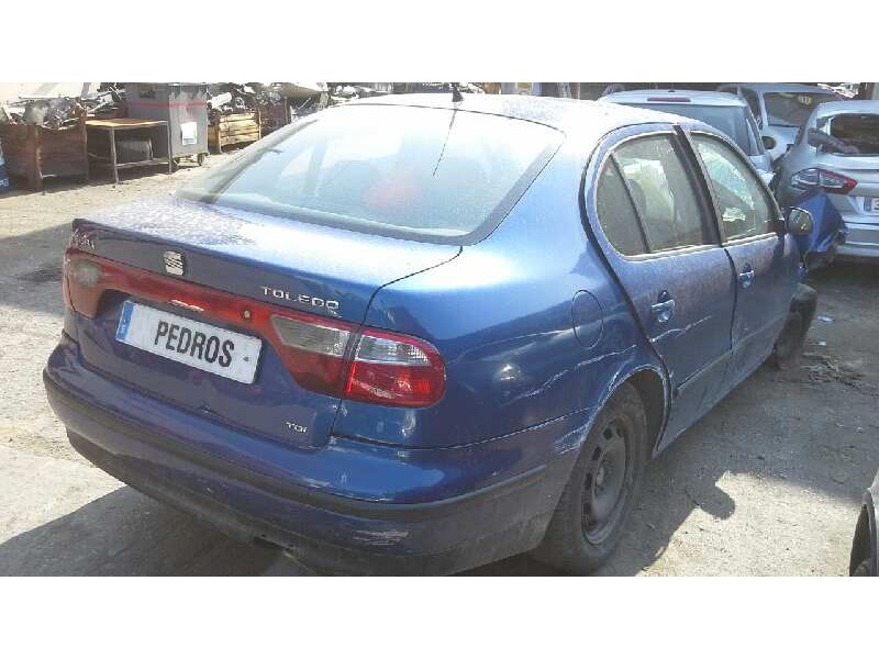 seat toledo (1m2) del año 2001