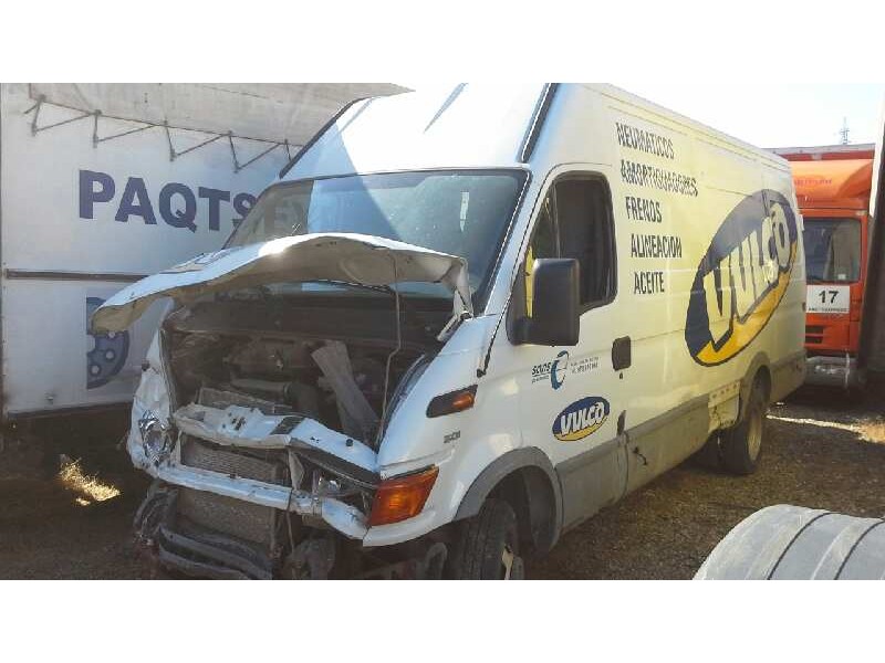 iveco daily caja cerrada (1999 =>) del año 2002