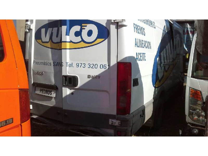 iveco daily caja cerrada (1999 =>) del año 2002