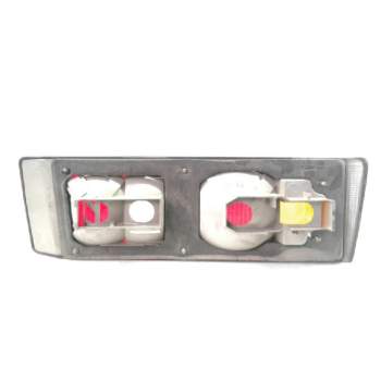 Recambio de piloto trasero derecho para ford escort berlina referencia OEM IAM 86AG13A602  6370