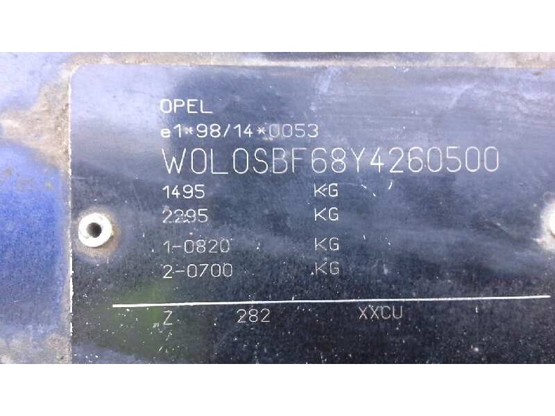 opel corsa b del año 2000