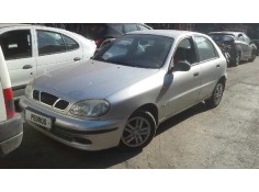 daewoo lanos del año 2000