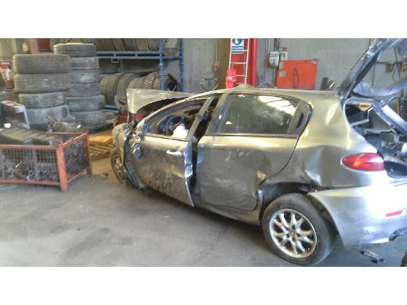 alfa romeo 147 (190) del año 2004