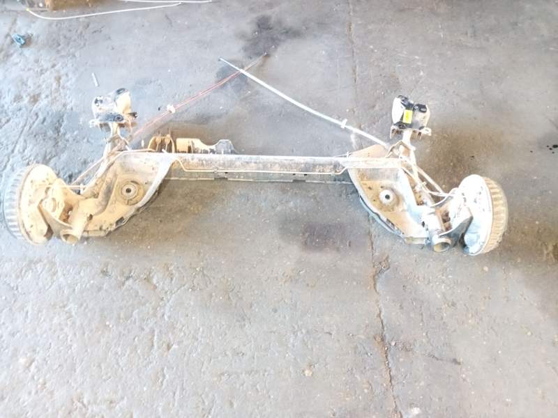 Recambio de puente trasero para renault scénic ii (jm0/1_) 1.5 dci (jm02, jm13) referencia OEM IAM 7701478440  