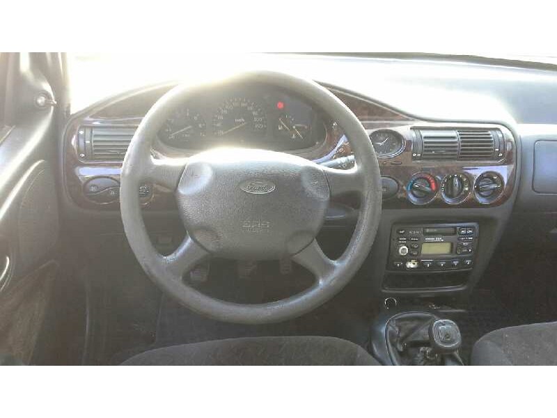 ford escort berl./turnier del año 1997