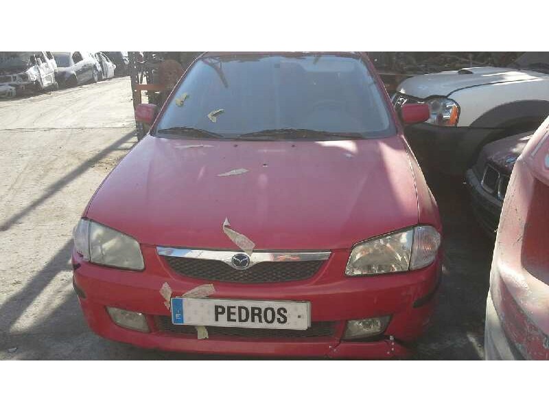 mazda 323 berlina f/s (bj) del año 2001