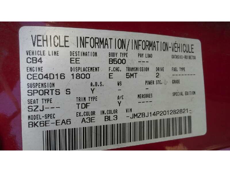 mazda 323 berlina f/s (bj) del año 2001