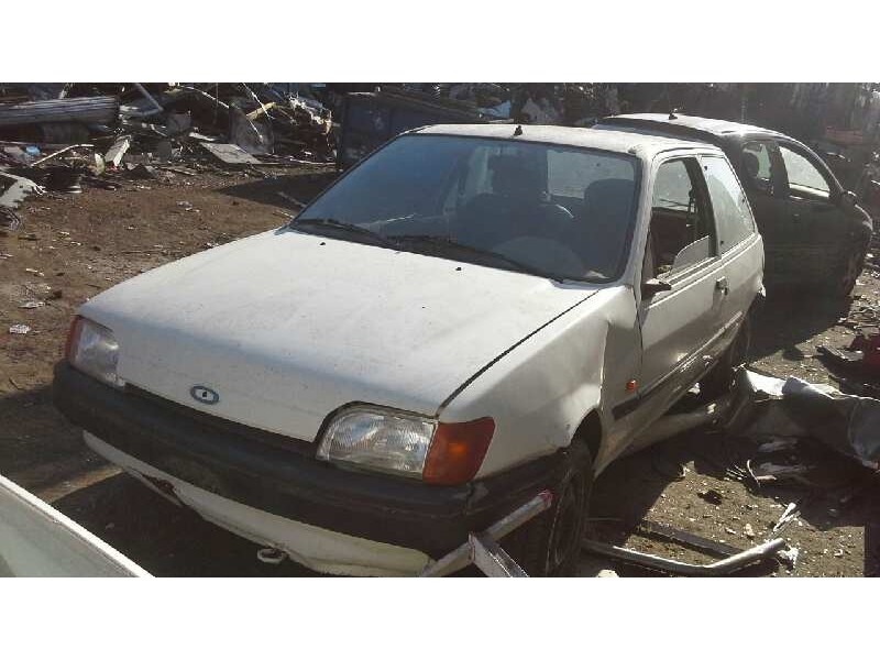 ford fiesta berl./courier del año 1992