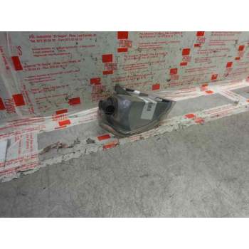 Recambio de piloto delantero izquierdo para peugeot 405 berlina embassy turbo d referencia OEM IAM 630194  