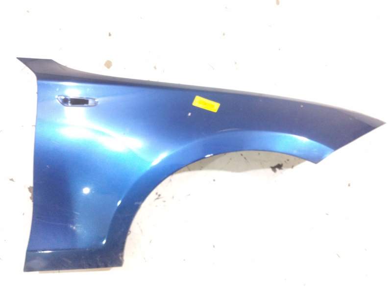 Recambio de aleta delantera derecha para bmw 1 (e81) 118 d referencia OEM IAM 41357133228  