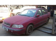 volvo s40 berlina del año 1997