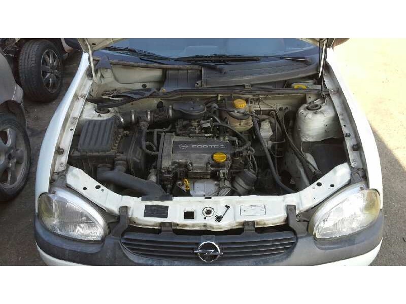 opel corsa b del año 1997