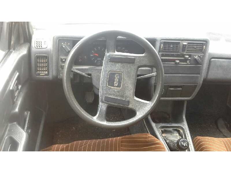 volvo serie 340 del año 1986