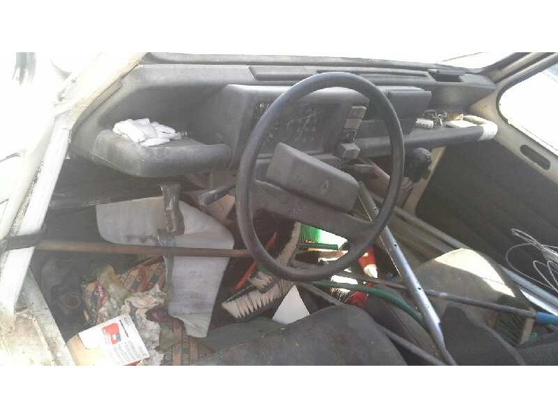 renault 4 berlina/familiar/furgoneta del año 1986