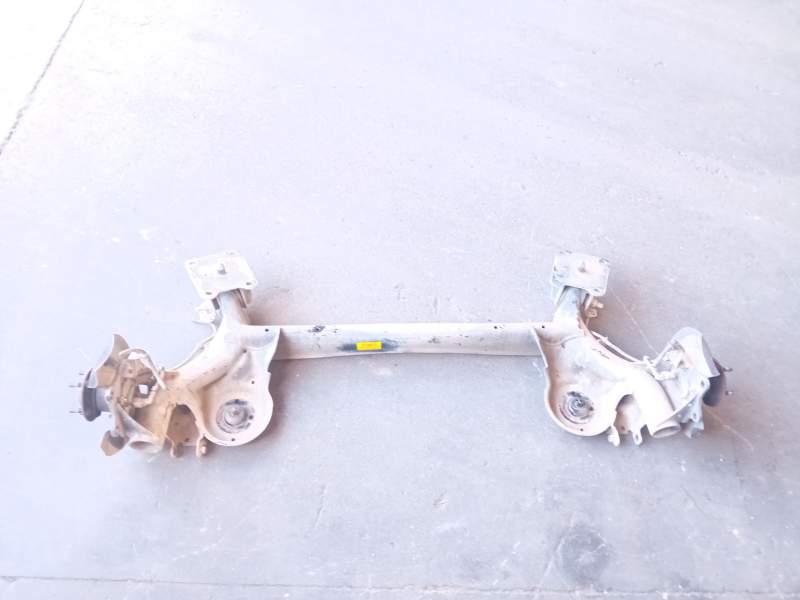 Recambio de puente trasero para ford transit connect monospace 1.6 tdci referencia OEM IAM DV615K952  