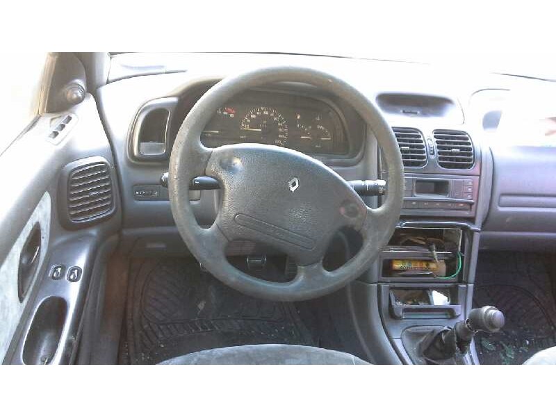 renault laguna (b56) del año 1995
